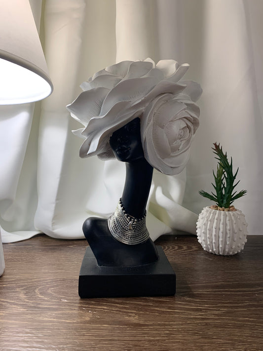 Busto in resina - Cappelo di Rose
